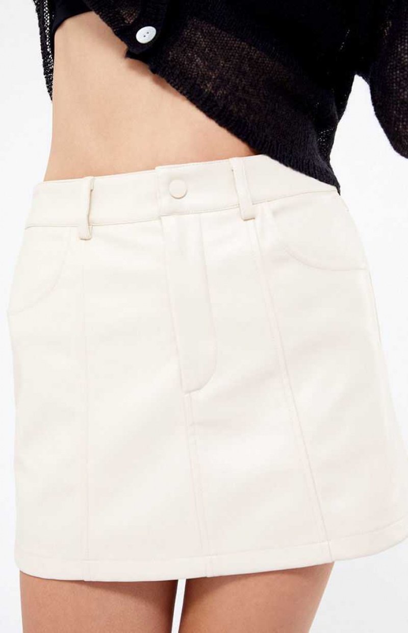 Dámské Kalhoty PacSun Kendall & Kylie Faux Læder Paneled Skort Krém | 10LQDKVYP